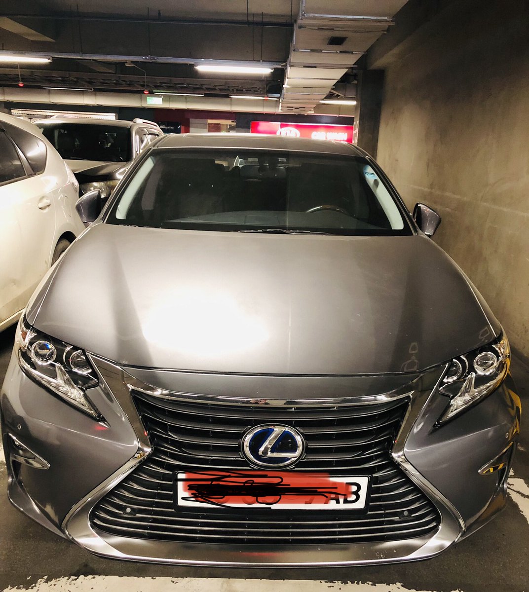 2020 онд орж ирсэн lexus es300h зарна шүү. Сонирхвол дм🤗
