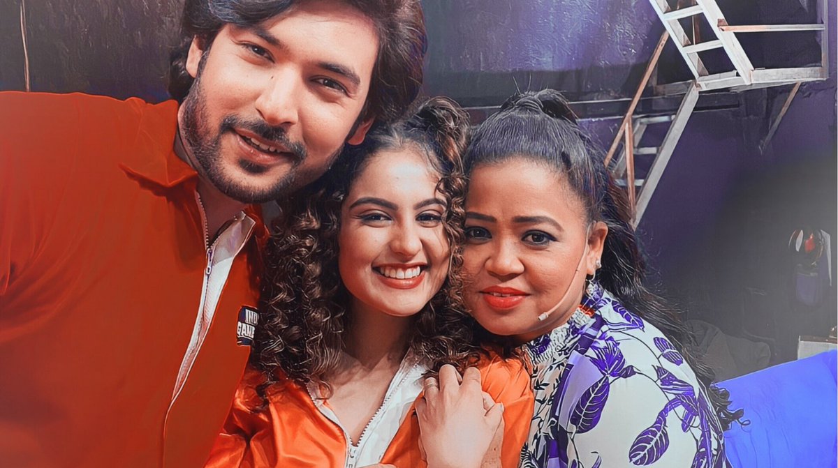 JaidhyaL's tweet photo. Can't wait to see them on screen again!! π₯Ί
#indiangameshow
#shivinnarang #tunishasharma #internetwalalove #jaidhya https://t.co/gdqSmWQd5v