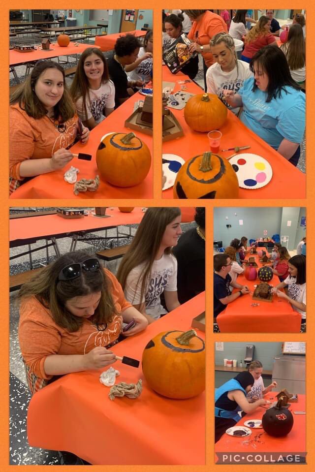 SparrowProject3's tweet photo. Thank you so much Southmoore High School Pom Squad for hosting this Halloween Bash. Pumpkins, cookie decorating, dinner, karaoke, games, and laughter meant the world to our participants and families. A special thank you to Michelle McNear and our special Sparrow volunteers! 🧡 https://t.co/Q44p4scJhr