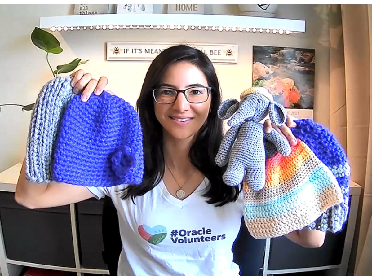 OracleImpact's tweet photo. Over the next two months, #OracleVolunteers will lead and participate in 40+ activities to spread love and good cheer to those in need as part of our Focus on Community initiative. Check back often for photos and updates! @Oracle https://t.co/5gRXe9dzyO