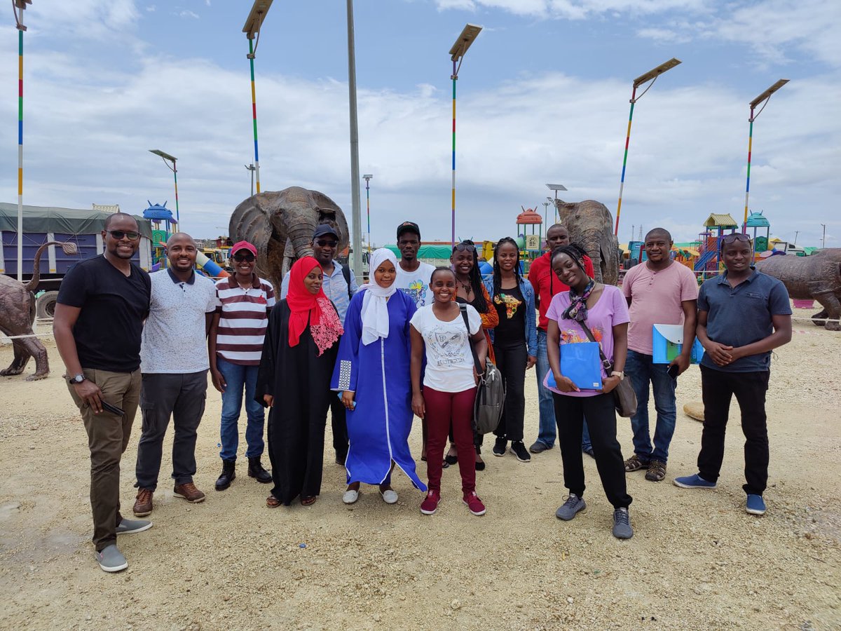 Bandari_Bora's tweet photo. Ongoing land use mapping exercise in different areas of Mombasa port city as a groundtruthing of the current state of  land-use typologies and related activities around the port neighborhood within the city.
@wiomsa @Cities_n_Coasts @comred https://t.co/A0uhrZ4VEn