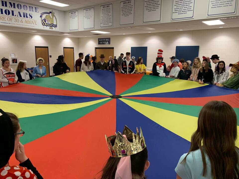 SparrowProject3's tweet photo. “There’s only 365 days left til next Halloween!”
“364!” 

Thank you so much Southmoore Leadership for helping us with our annual Halloween party! 🧡💜🧡 https://t.co/mODlRaOLL6
