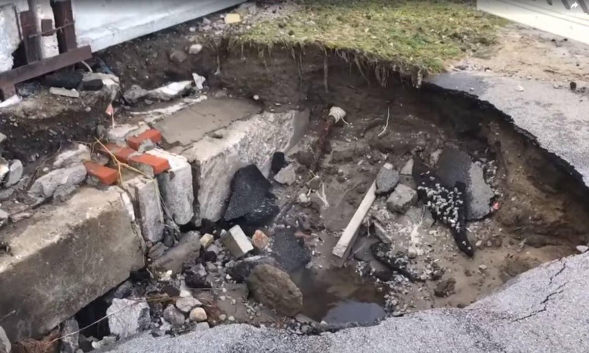 синие теплотрассы. подольская теплосеть официальный сайт. фотографию мевший теплосеть подольск. прорыв теплотрассы в подольске. прорыв теплотрассы ростов на дону.