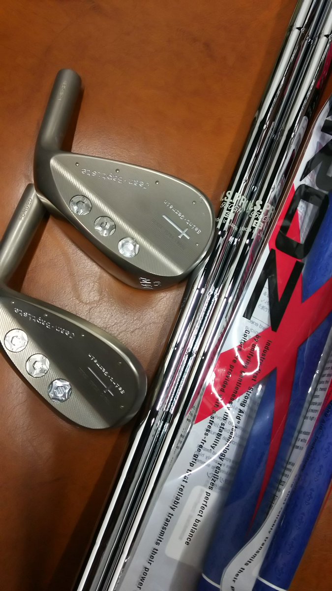 factory_bell's tweet photo. 『Jean-Baptiste✨~JB502MW』
ジャンバティスト「JB502MW NFF WEDGE」の作製です☀️✨😝
お客様が選ばれたヘッドは「51・57」‼️✨
仕上げは「NiC=無電解Niセラミック複合メッキ」‼️✨
シャフトはNSプロ🎵✨
グリップは人気のクロス🎵✨😊
#jeanbaptiste
#jb502mw
#wedgehead
#nff
#nic
#NSプロ https://t.co/sECXjrDIbI