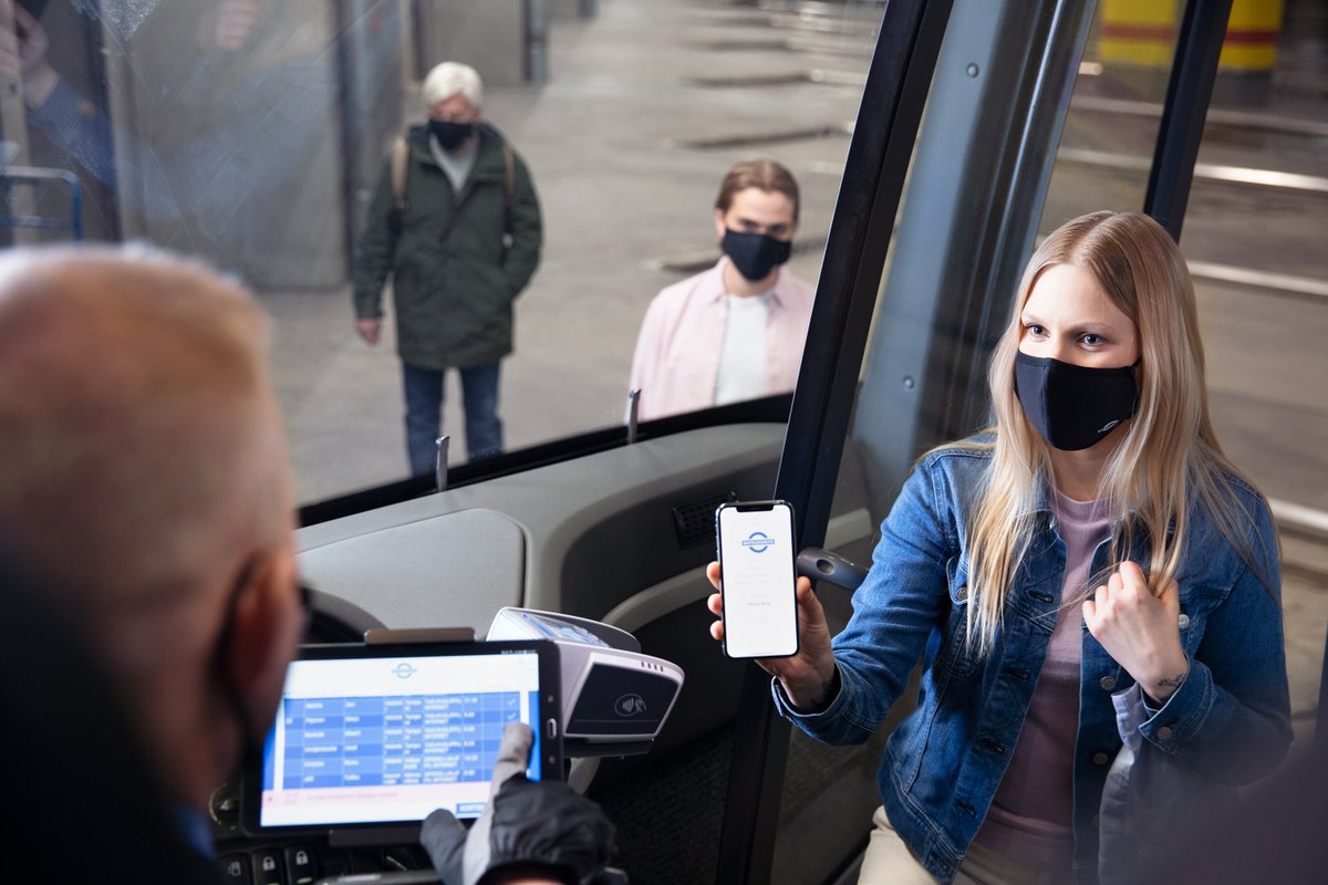matkahuolto's tweet photo. Yhdessä Porvoon kaupungin kanssa mahdollistimme kutsuliikenteen, joka mahdollistaa alueen sivukylien asukkaille yhdenvertaisen mahdollisuuden liikkumiseen. Lue lisää ja äänestä  Porvoon Kyläkyyti Vuoden Vastuullisteoksi https://t.co/Ij1xPnPeFK! https://t.co/4pcX9rE7x4