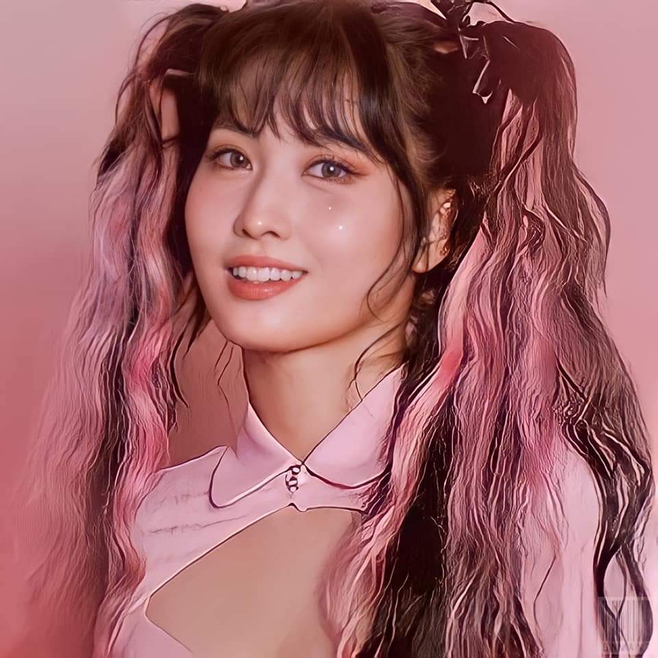 _yeonluh's tweet photo. barbie hirai in your area. https://t.co/8ZWSk3Nt85
