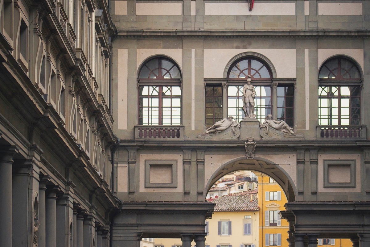 UffiziGalleries's tweet photo. #Prendinota! Oggi #1novembre Uffizi aperti eccezionalmente anche di lunedì. Quale migliore occasione per concludere il ponte di Ognissanti?
Inoltre, da oggi, visitare le #GalleriedegliUffizi conviene anche di più: scatta la bigliettazione stagionale!
Info https://t.co/LwpXvV5MxH https://t.co/vOrUvbyJy3