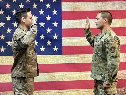 LAPDRampart's tweet photo. November is our "Salute To Service" month. Today we salute Rampart Patrol Officer Mathew Wong, who is also a member of the @usairforce . Ofcr Wong just re-enlisted and was sworn in by his brother. @LAPDHQ @LAPDALopez @LabradaAl @LAPD_CPTSpell @LAPDChiefMoore https://t.co/TJfuYjNybD