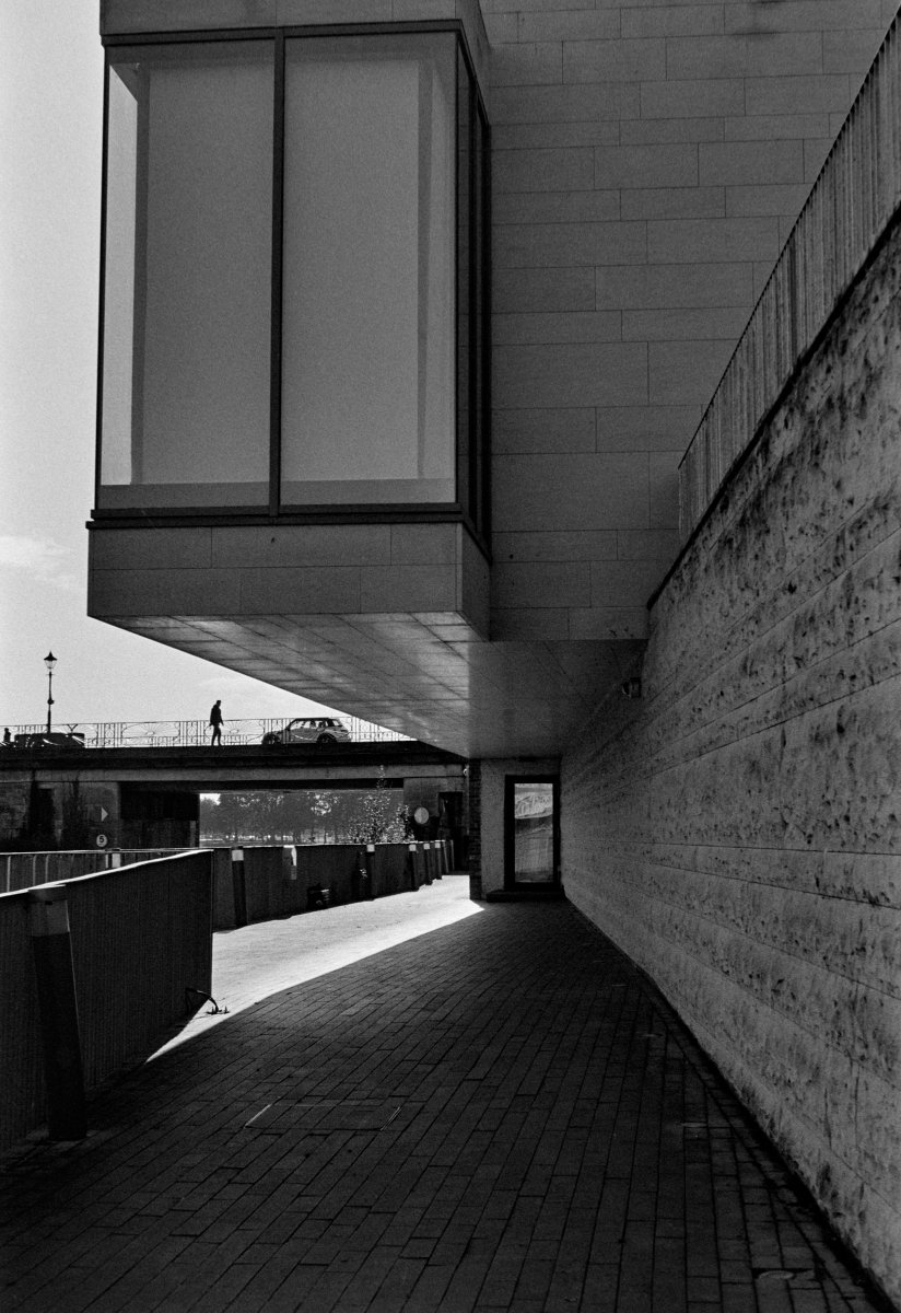 daniel_kane's tweet photo. Luan Gallery, Athlone

#athlone #luangallery #westmeath #westmeathtourism #discoverireland #exploreireland #ig_ireland #visitireland #ireland_gram #theanalogdreamers #filmphotography #filmsnotdead #filmisnotdead #filmisalive #blackandwhite #monochrome #bw #bnw #noir https://t.co/co42XEUwBg
