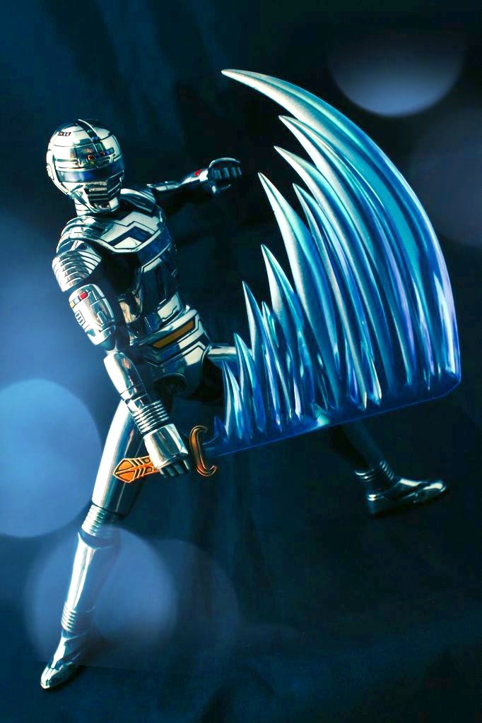 casbal5348's tweet photo. #夜のフィギュア撮影会
お題「熱いシチュエーション」
~別の��ーローの技の取り入れ~
#t_shf #SHフィギュアーツ #宇宙刑事ギャバン #typeG #メタルヒーロー #石垣佑磨 #一眼レフ #一眼レフ初心者 #コイケ氏アングル #コイケ氏カメラ #スペーススクワッド #フィギュアーツ写真部 #インスタ映え https://t.co/TgjcNjIKEN