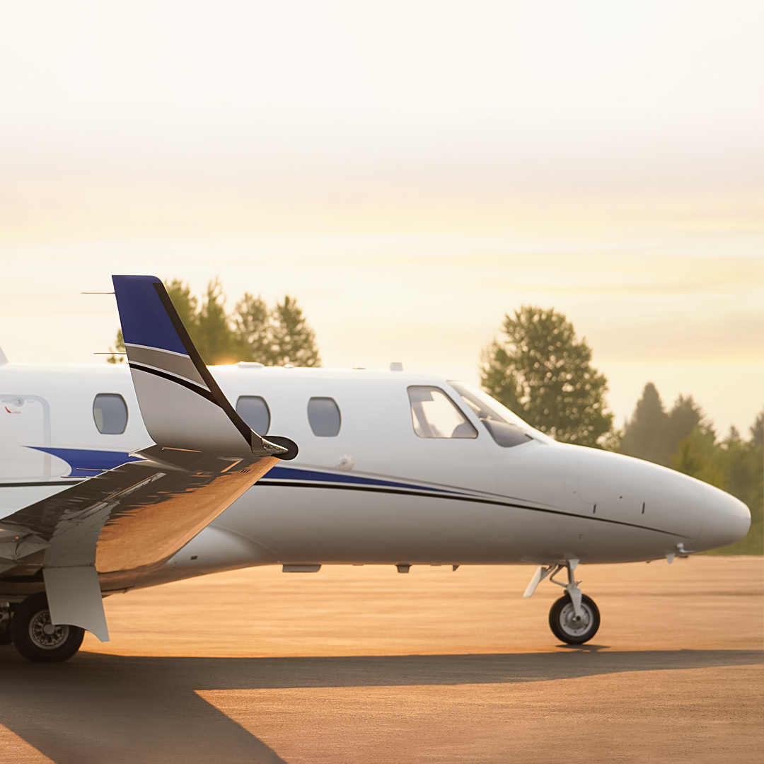 tamarackaero's tweet photo. The gorgeous Active Winglet, designed with cutting-edge load alleviation technology.
#activewinglets #cj #tamarack
#tamarackaerospace #winglettechnology #aircraftwinglet #activewingtips #businessjetwinglets #wingtips #winglet #cessna #airplanelovers #pilotlife #avgeek #bizav https://t.co/SVHUexFryJ
