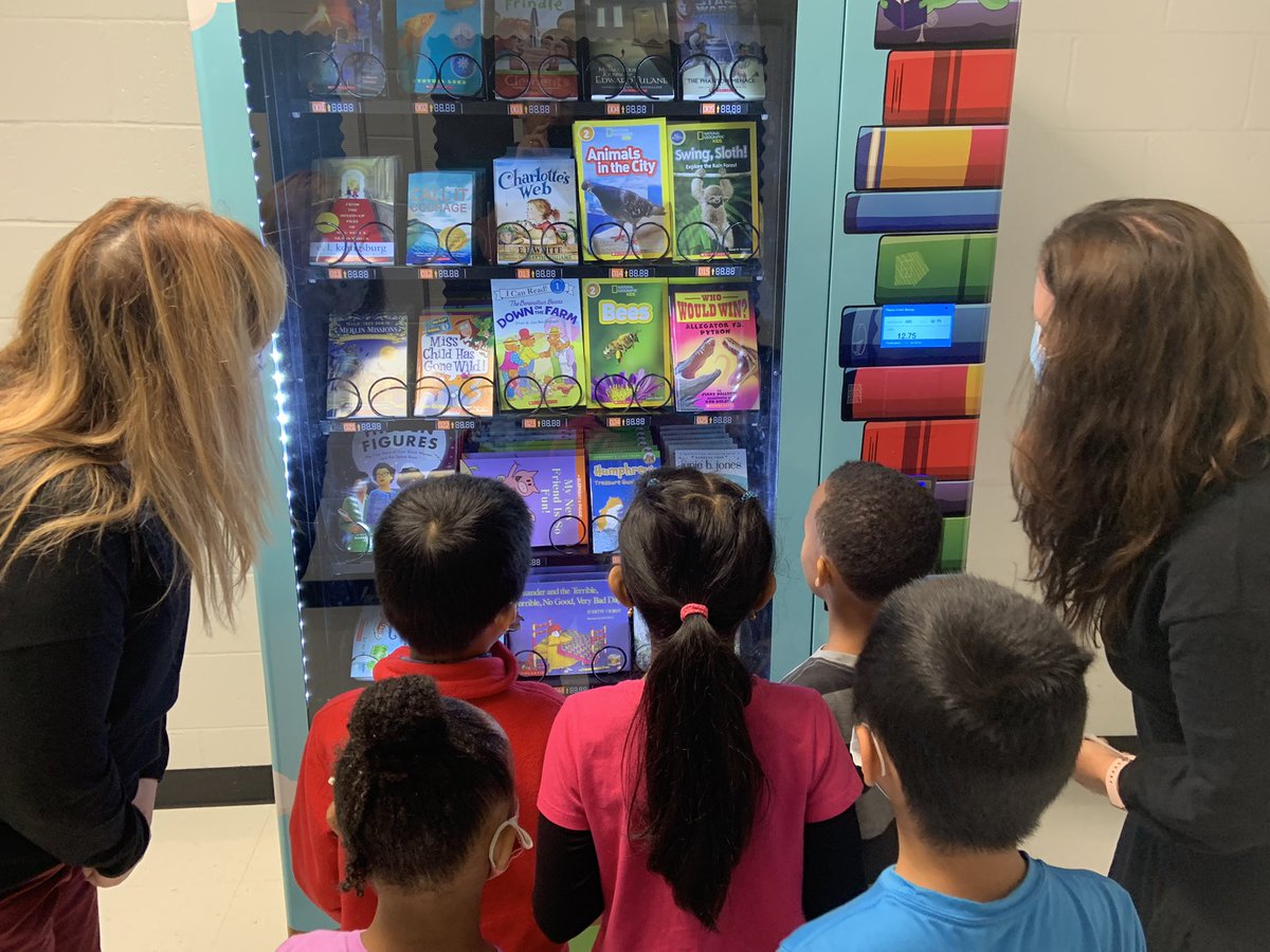 Having fun with our new book vending machine! <a href="/CarrieHalron/">Carrie Halron</a> @kpcooke