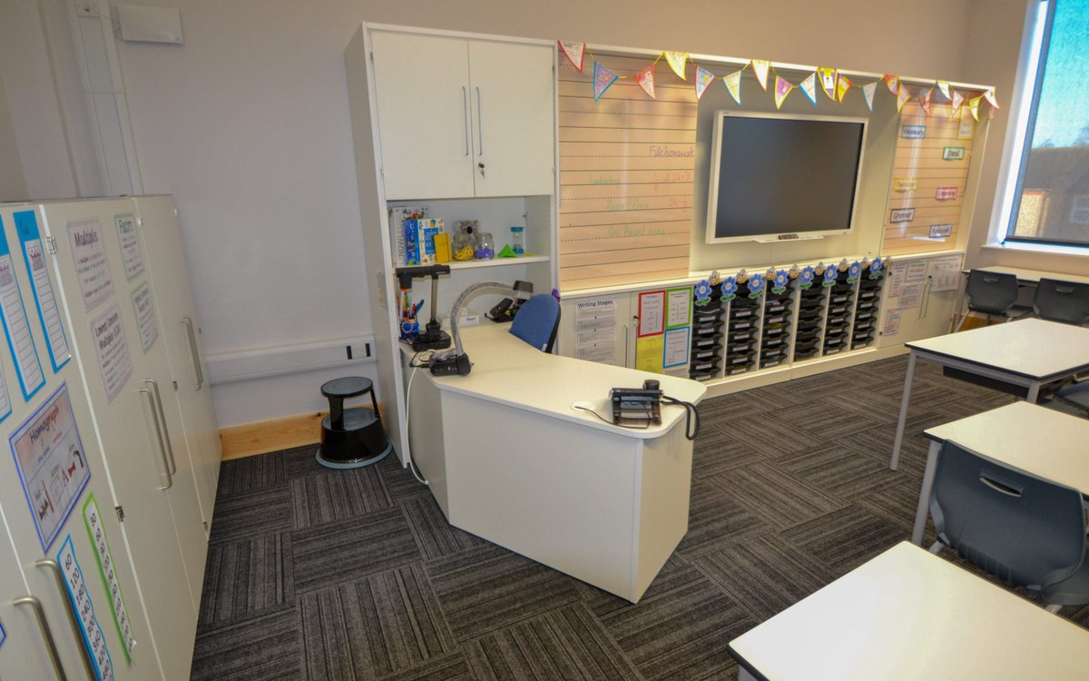 4SquareFurnitur's tweet photo. It's #BackToSchool after half term and if you're thinking about how you can transform your #school spaces and improve #learning outcomes, why not take a look at our case studies and get in touch, we'd love to help! https://t.co/0TcW4wvOHi  #education #classroomdesign https://t.co/PbqbLOCE9L