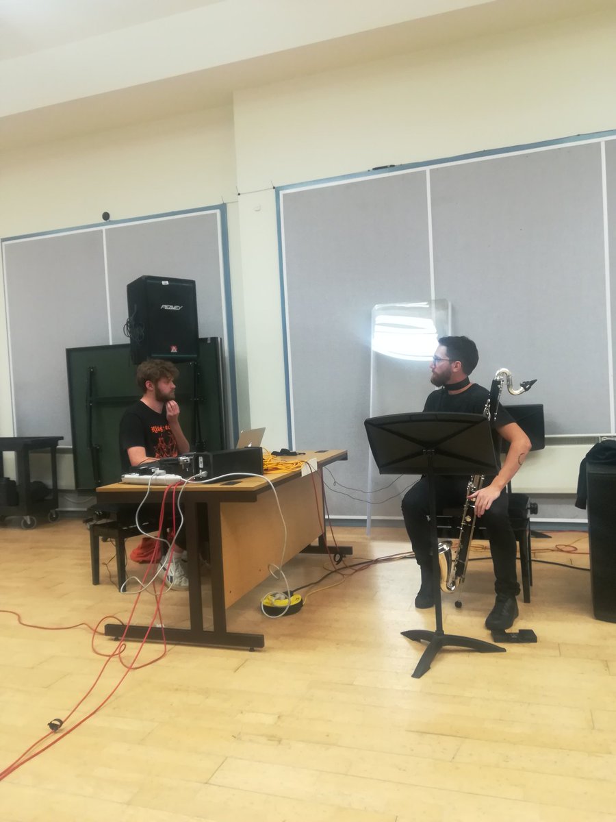 And the week has started with a composition workshop with <a href="/bdw0lf/">carlos cordeiro</a>, fisrt up is Ed Cooper's new piece :)
