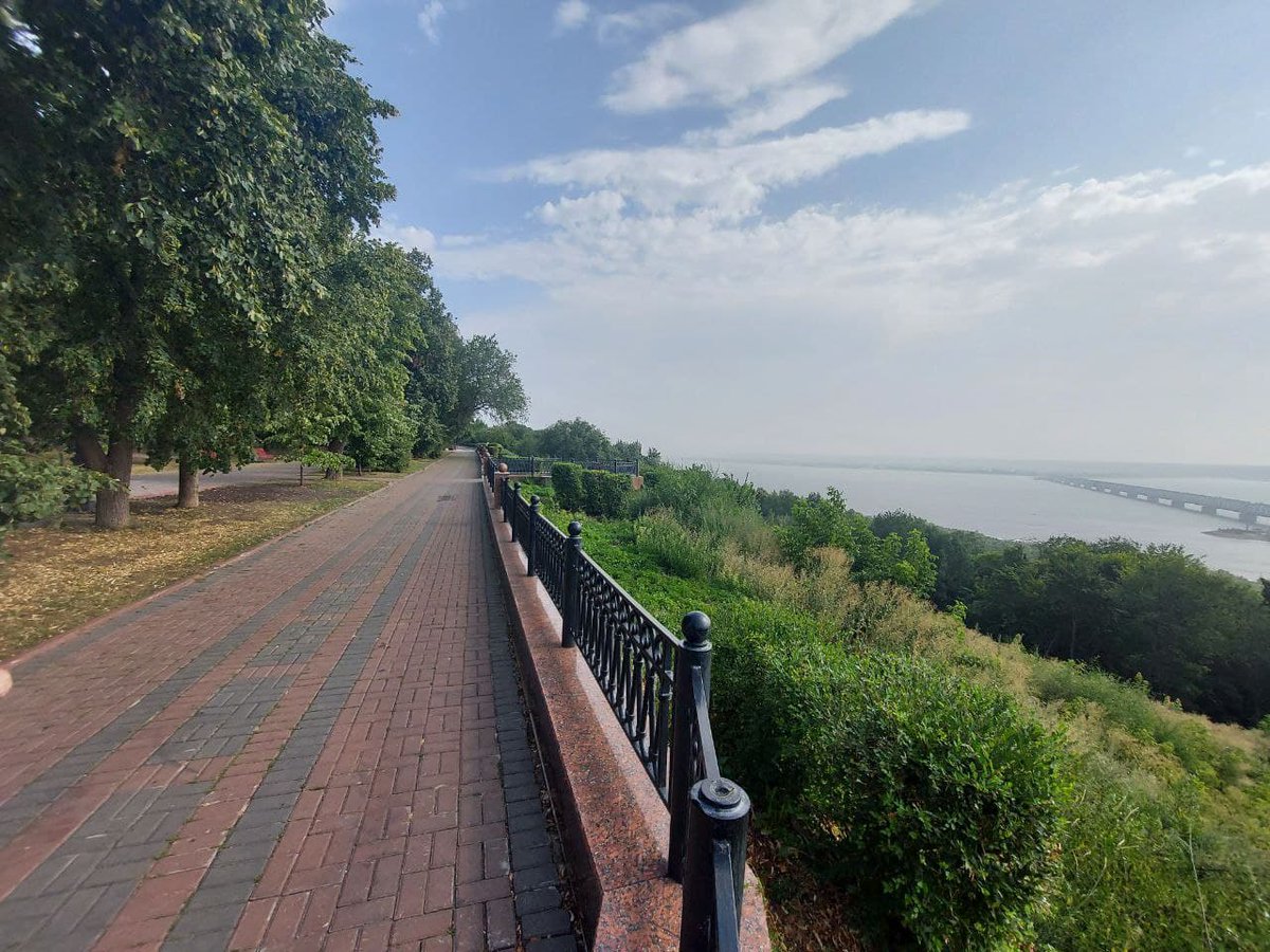 Венцы, мосты, советский модернизм и шаурмичный кластер.

Самый подробный путеводитель по Ульяновску

samokatus.ru/ulyanovsk/