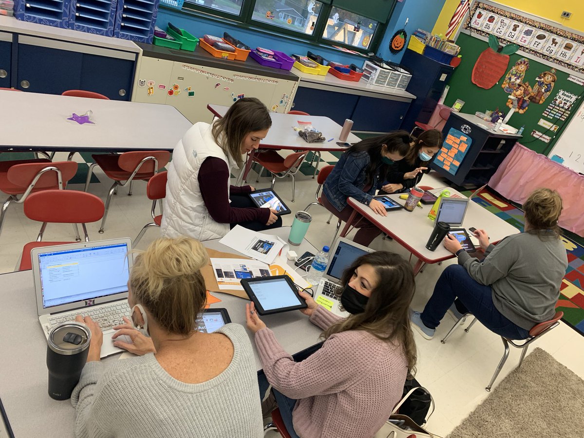 GOMV_EF's tweet photo. Prepare to be amazed (and saturated!) with amazing teamwork! #AppleRelaunch #ApplePD#TeamGOMV #EFProud https://t.co/DoDt8rFURl
