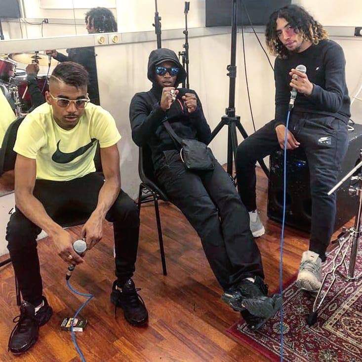 jsuisdanslbaye9's tweet photo. Timal Boumso Badjer c’était quelque chose quand même !! https://t.co/dhtGWLjEvo