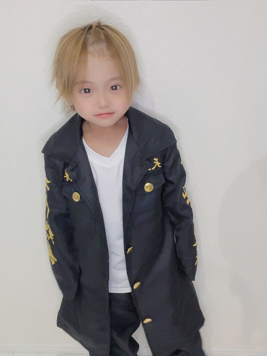 riripime's tweet photo. 東京リベンジャーズ卍
佐野兄妹💓💓💓💓

ちびマイキーとエマちゃん💙 https://t.co/w42Bi6c6FZ
