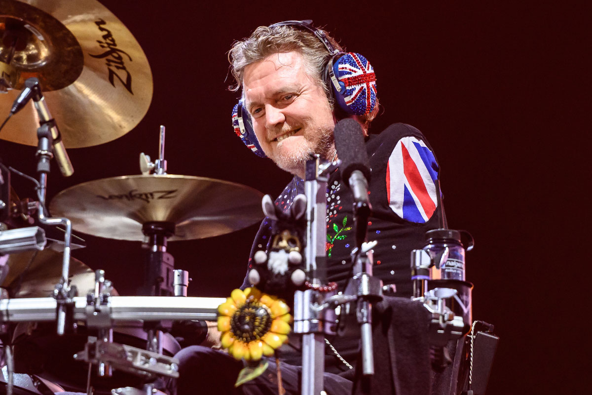 Happy 58th Birthday today to Rick Allen, DEF LEPPARD drummer  11-1-1963.      