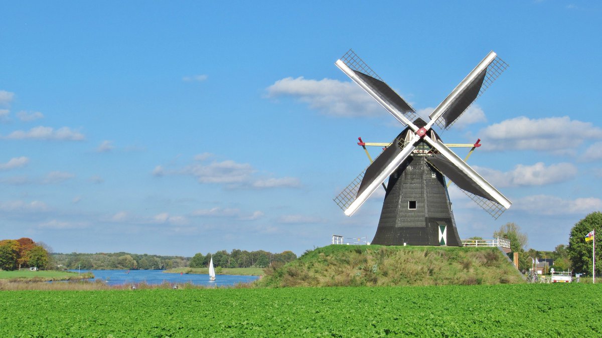 Der Vorstand freut sich sehr über unser neues Mitglied, die <a href="/Gemeente_Beesel/">Gemeente Beesel</a>, und wünscht Alex Peeters für die kommenden Veranstaltungen einen inspirierenden Austausch von Ideen, Erfahrungen und Kontakten!

Meer info: bit.ly/3w6bIxV