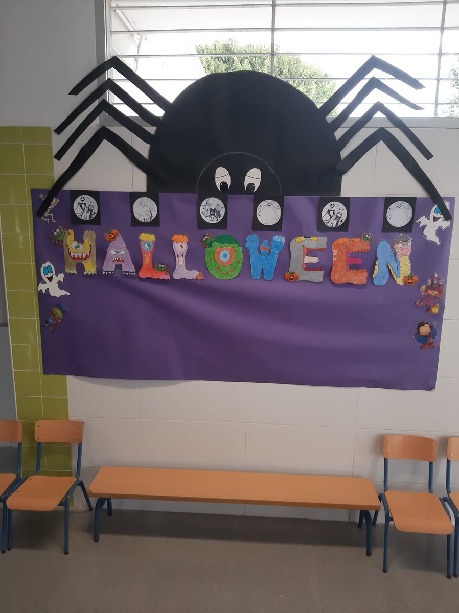 CeipLoma's tweet photo. Como cada año Halloween llega a nuestro colegio y se llena de decoraciones terroríficas que tanto nos divierten. Aquí podemos ver una muestra de las actividades que se han hecho en esta fecha tan señaladas desde infantil, aula TEA y primaria. https://t.co/VDVN3cZxYy