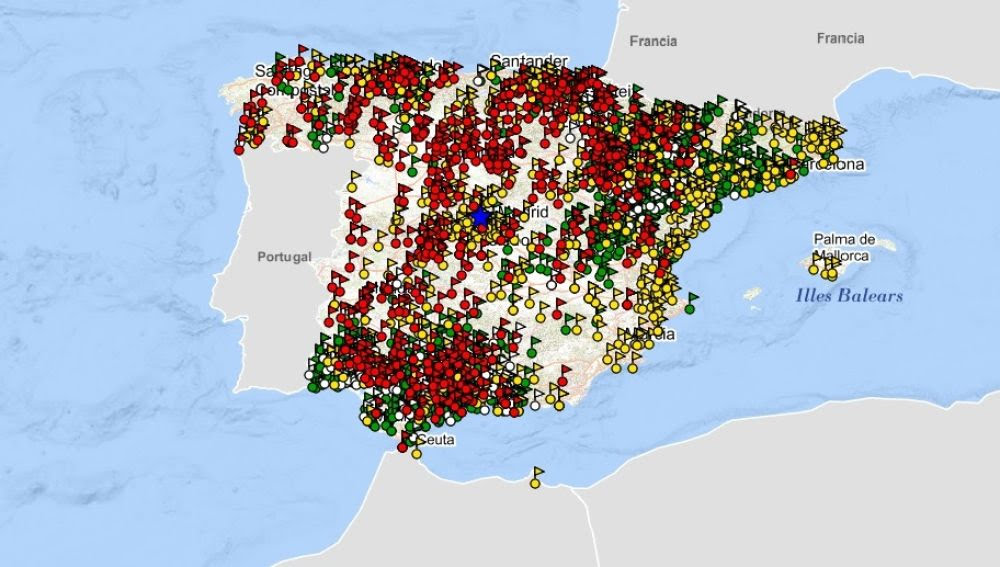 Hoy es 1 de Noviembre. 

Y este es el mapa de todas las fosas comunes en España de la Guerra Civil y el franquismo. 

Que haya gente que no le de vergüenza esto me produce rechazo.