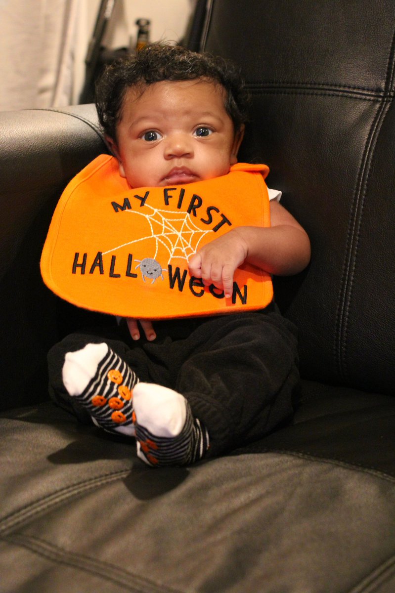 baddiebihjay1's tweet photo. My Baby’s First Halloween 🎃 👻😍 
•
📸: @amir_tribble 
•
#fyp #babyboy #FirstHalloween #handmbaby #targetbaby #cartersbaby https://t.co/HnWU08PNqY