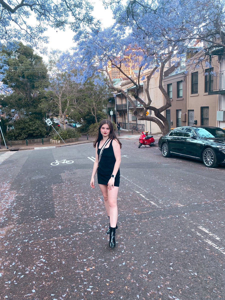 leni_atzi's tweet photo. out and about in a lockdown free world  #nightout #outfitoftheday #Sydney https://t.co/En30JSgDdE