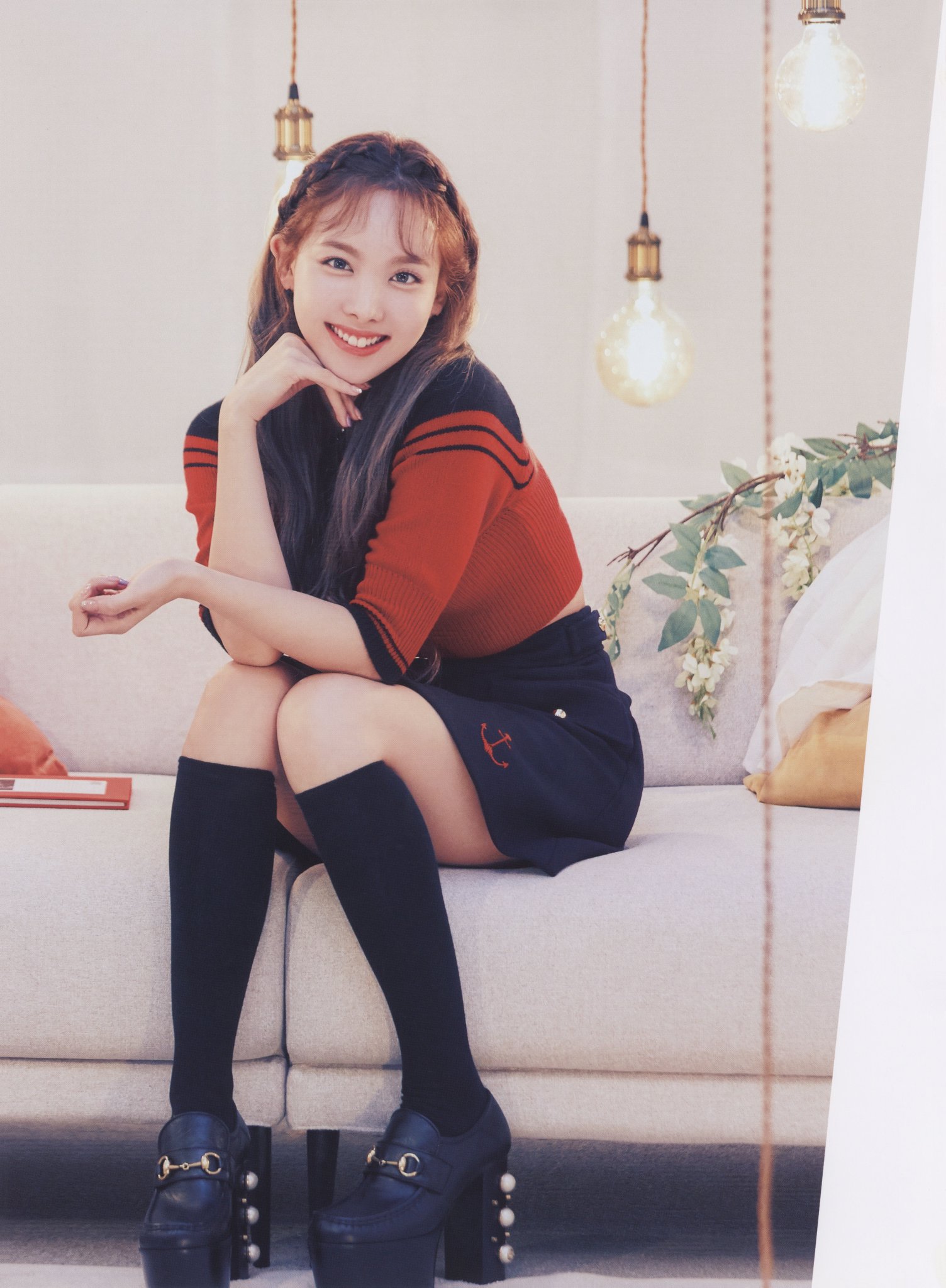 im nayeon ラキドロ　witthmuu 人気ブランド ナヨン NAYEON IM TWICE ラキドロ withmuu特典