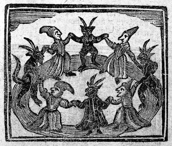 Happy 1st of November!
Welsh folklore tells us that:
"Witches were supposed to have great power in November. Their Sabbaths were scenes of the wildest orgies, the old people said. Children were told not to remain out after dark for they would catch them."
#mondaythoughts #wales