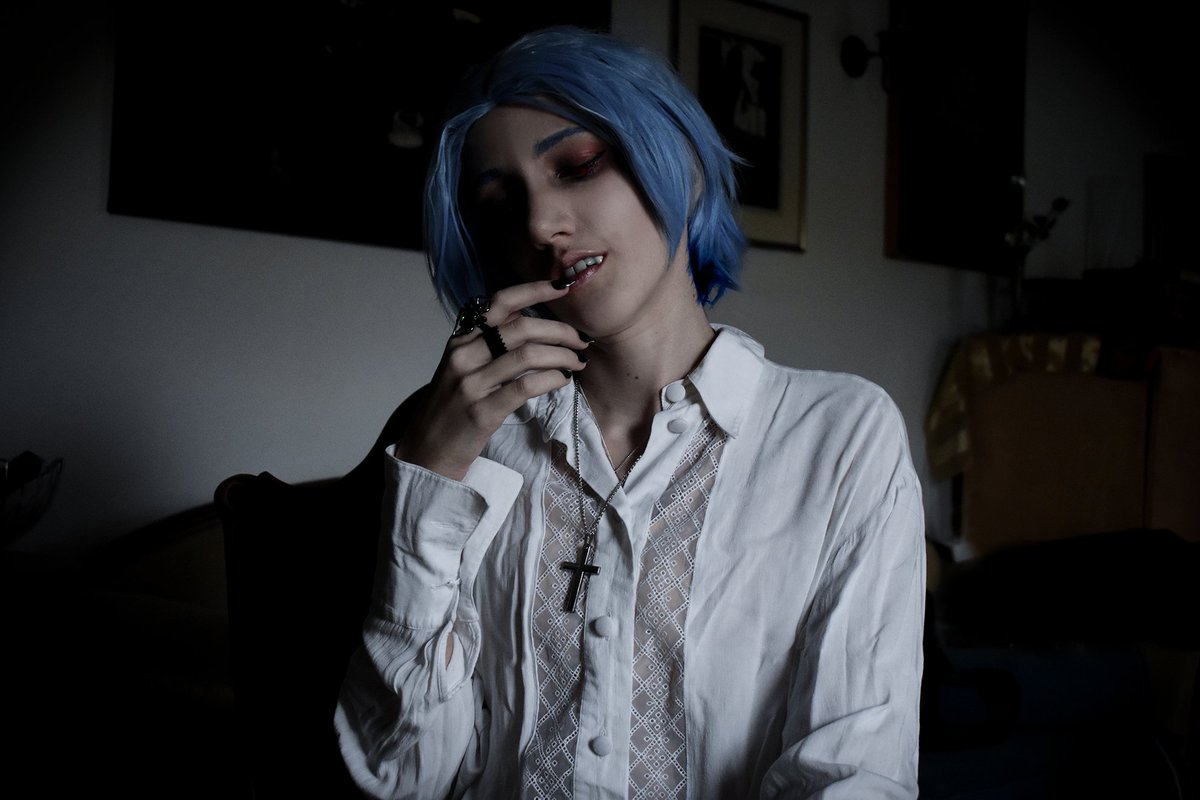 hellncosplay's tweet photo. Spooktober is over but you can still get exclusive photos of my vampire langa and demon Nezuko cosplays!
https://t.co/dHSNGDwvWh
Since November is my birth-month, whoever pledges on my patreon gets to see both my halloween AND upcoming sets! https://t.co/AMvQzLCTK1