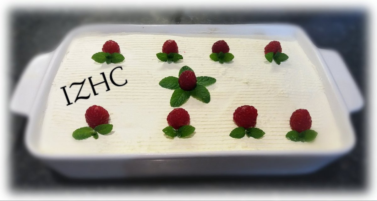 Irum_Zaidi_HC's tweet photo. 🍰🎂#Tres_Leches_Cake 🎂🍰
Tres Leches is a popular authentic Mexican cake. I am a fan of moist cakes and this Tres Leches Cake blew me away. The syrup is made of – you guessed it – tres leches (which means three kinds of milk). https://t.co/MfIqVsFzG2