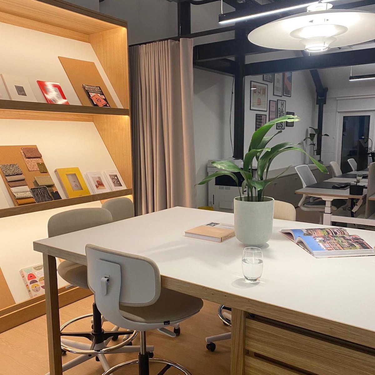 OBIProperty's tweet photo. The Furniture Practice- 37 King Street.

Delighted to have designed and helped the furniture Practice find their new home 🏡. It was great to see the space revealed to everyone at the launch party last Thursday🥂. 

.
.
.
#commercialdesign #inspiringworkspaces #creativity https://t.co/ITMvmba1jl
