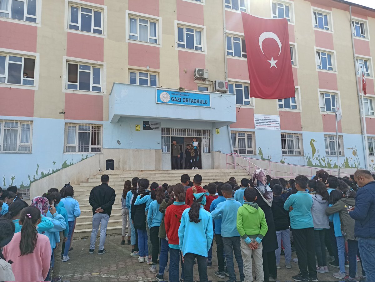 29 Ekim Cumhuriyet Bayramı okulumuzda coşkuyla kutlandı.🇹🇷
<a href="/OzbayOmer/">Ömer Özbay</a>
<a href="/Dargecit_MEM/">Mardin Dargeçit ilçe Milli Eğitim Müdürlüğü</a> 
<a href="/klcengiz/">cengiz kılıç</a> 
<a href="/ResitMusaoglu/">Reşit Musaoğlu</a> 
<a href="/sukruarslan34/">Şükrü ARSLAN</a> 
<a href="/ahmettokgz15/">Ahmet TOKGÖZ</a>