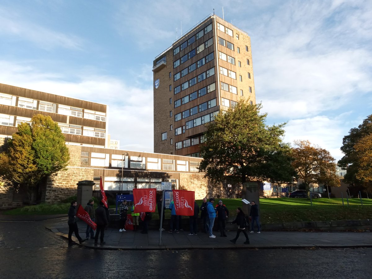 uodunite's tweet photo. Day 6, week 2. Unite members back out on the picket. Thank goodness it's less rainy today #defendpensions https://t.co/3DSltHLD8N