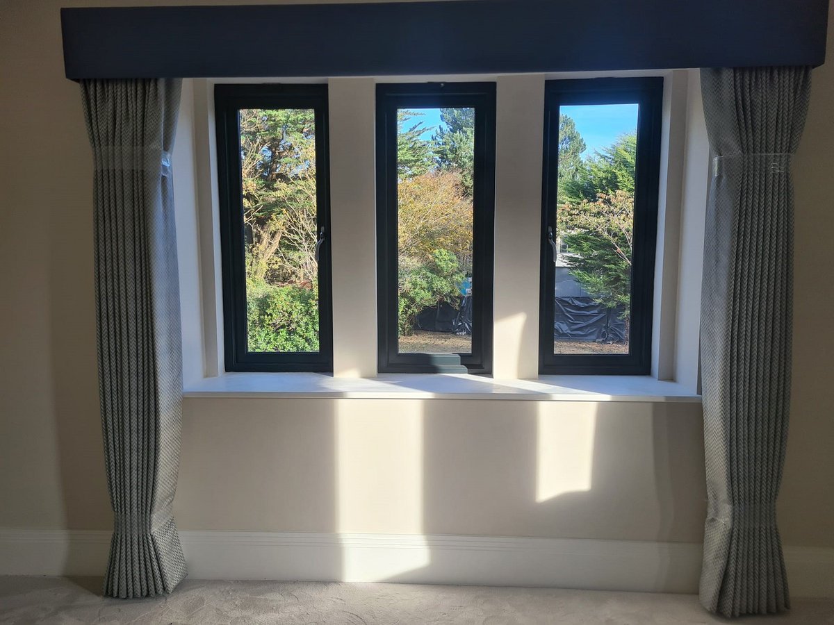EdgeProjectsLtd's tweet image. Carpets laid - they feel and look so nice.
#bespokehome #luxuryhouse #luxuryhome #luxuryhomebuilder #newbuild #carpet #carpet #lookinggood
edgeprojectsltd.uk
facebook.com/EdgeProjectsLi…