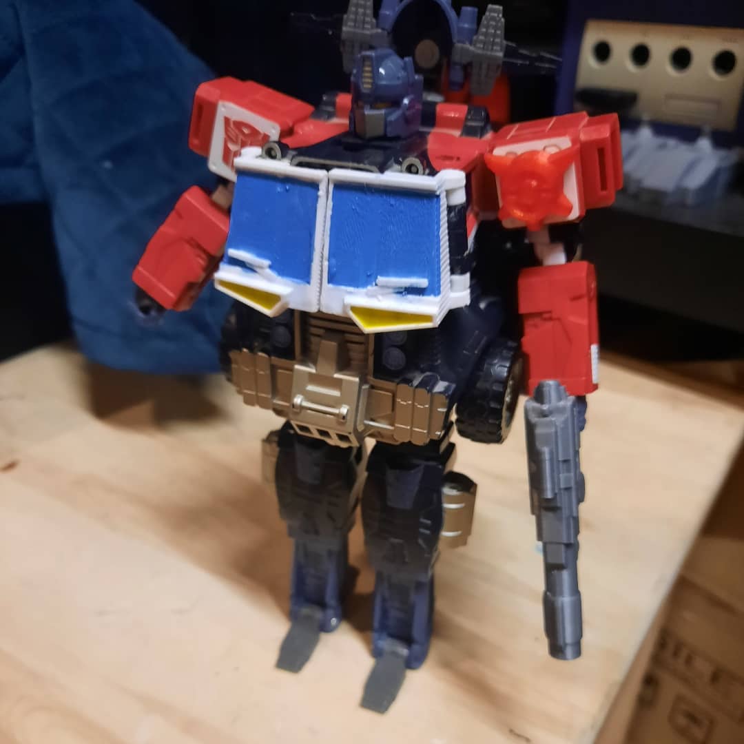 Tfpivman's tweet photo. 3d printable replicas of chest windows and super mode antennas for Energon Optimus Prime.
Available now on my Cults3d page:
https://t.co/jcoXFOh0Hn
https://t.co/MhELavegAt
#Transformers #Transformerssuperlink
#TransformersEnergon #unicrontrilogy #3Dprinting https://t.co/MkM1QajtQ4