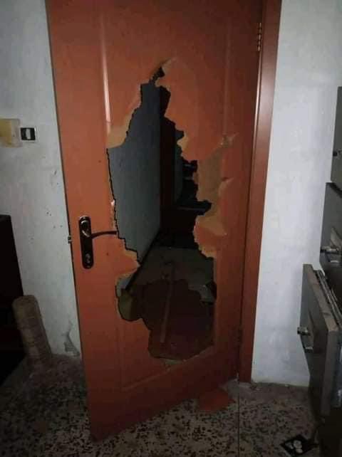 ChinasaNworu's tweet photo. Nigerian Army raided the home of Rev Augustine in Orlu after the Bishops and Ezes released a joint statement urging the Federal Government to release Nnamdi Kanu &amp; De-proscribe IPOB.
They raided the home around 2:30am &amp; ran to their FB page &amp; tag it on IPOB.@StateDept @UNWatch https://t.co/eECjujzS3U