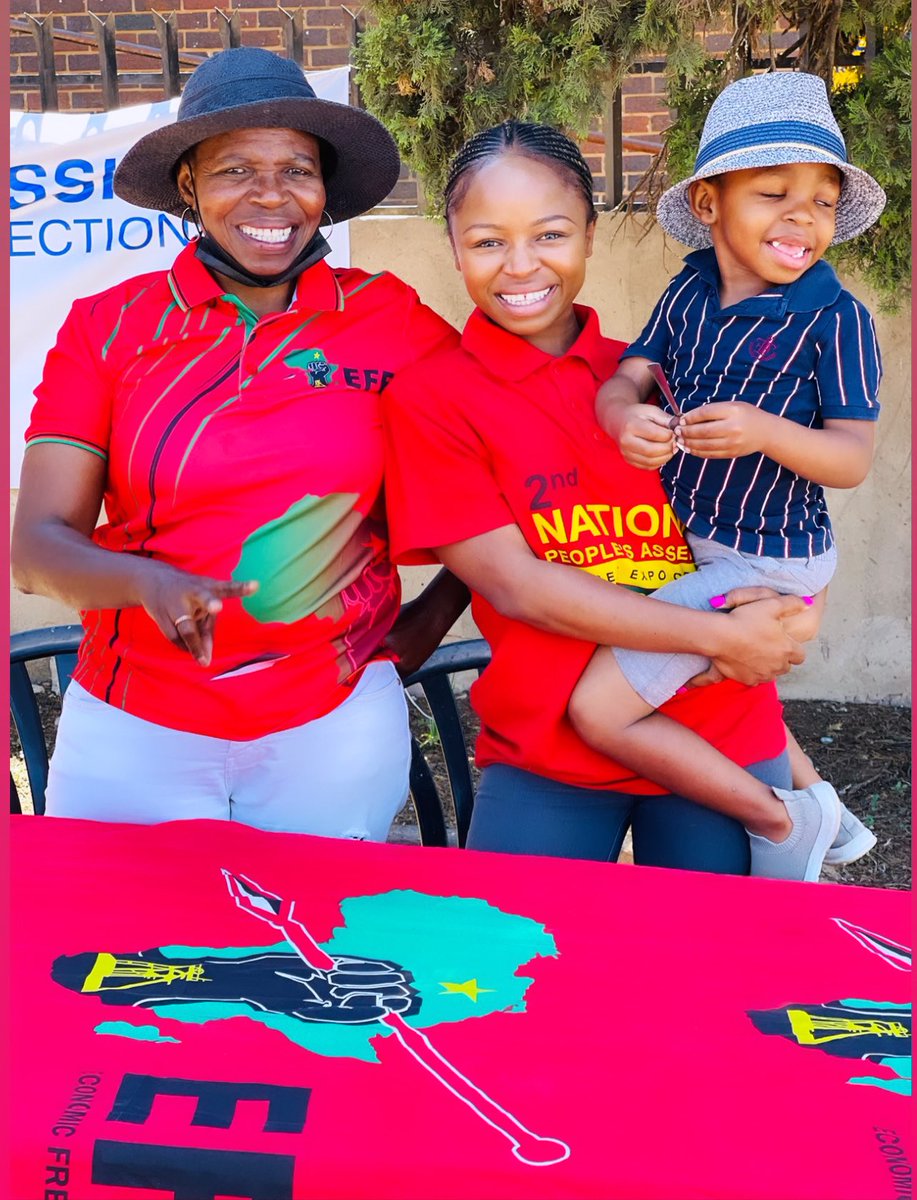 My mommy and my baby ❤️🖤💚 #LandAndJobsManje #IVotedEFF #VoteEFF