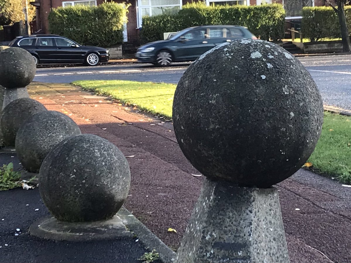 michael51185980's tweet photo. The Balloon - classic 1950s “estate pub” in Newcastle named after the barrage balloons that were based nearby in Silver Lonnen during the war. Distinctive modernist style and impressive concrete balls at entrance! @PicsOfNewcastle @neheritagelib @turnipheadpic @modernistestate https://t.co/u6TaCdF45t