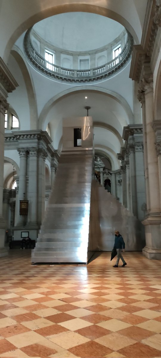 fpontiggia1's tweet photo. Qualcuno dovrebbe pagare caro per questo scempio @ San Giorgio Maggiore #notvital #scarch #Palladioperdonaliperchėnonsannoquellochefanno #porimonaci https://t.co/7QguwIulTy
