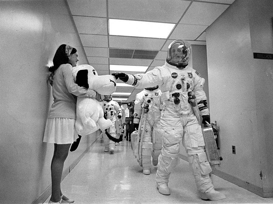 Spaceboffins's tweet photo. Yes, the October podcast is out November 1st (!) Features legendary @NASA engineer Jerry Woodfill on Apollos 1, 10 & Snoopy @CharlyFeldman84 @uniofleicester on @BepiColombo's lobster eye optics & Liz Cox @spacegovuk on space for climate change #COP26 https://t.co/Es4qkfnf92 https://t.co/o9dD90cR2j