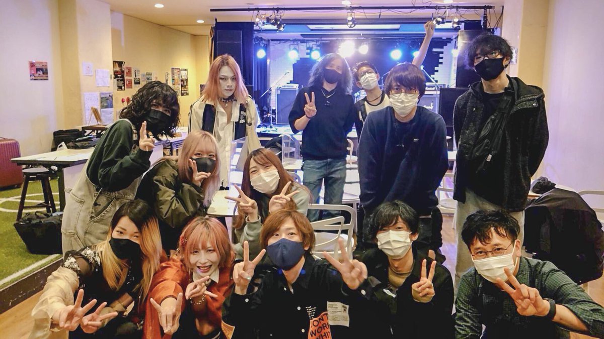 CQGofficial's tweet photo. 昨日はFootRock&amp;BEERSギグのつぼ企画、地球儀ライブありがとうございました！みんなかっこいいライブやった〜

次回ライブ決まり次第またお知らせします！地球儀は次回音源制作に向かって動き出しています！ https://t.co/Y2716bi4BN