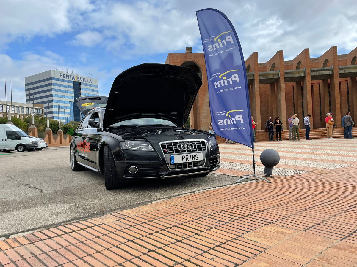 fernandezcenter's tweet photo. ULTIMO DIA EN EL SALÓN DEL MOTOR
Estaremos en nuestro stand en la zona Eco con nuestras promociones en montajes GLP, nuestros vehículos transformados y con Vanbuco lo mejor en camper.
Un mes mas seguiremos con 150 € en aportación en combustible.
Seguimos rodando ¡OS ESPERAMOS! https://t.co/ULPPP9mXWD