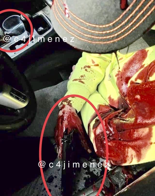 Briyett10's tweet photo. @israellorenzana Aquí #OctavioOcaña se le muestra una arma de fuego en el cual en el video no se muestra por q el aún seguía con vida cabe aclarar q ninguno de los unifomados le da primeros auxilios en lo q llegaba el equivo capacitado https://t.co/uOSdQZYU4N