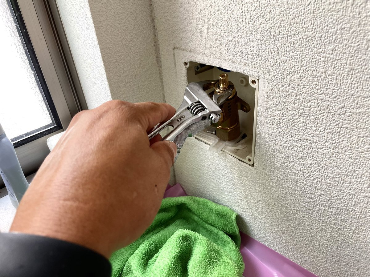 herojiro39's tweet image. (株)タバタコーポレーション
tabata-suido.com

#水道用コンセント #simplet の
修理をして参りました

誠にありがとうございました😊

#水道修理 #水道工事 #洗濯機水栓
#蛇口水漏れ #蛇口修理 #洗濯機蛇口
#便器脱着 #埼玉県 #さいたま市 
#さいたま市中央区 #東京都