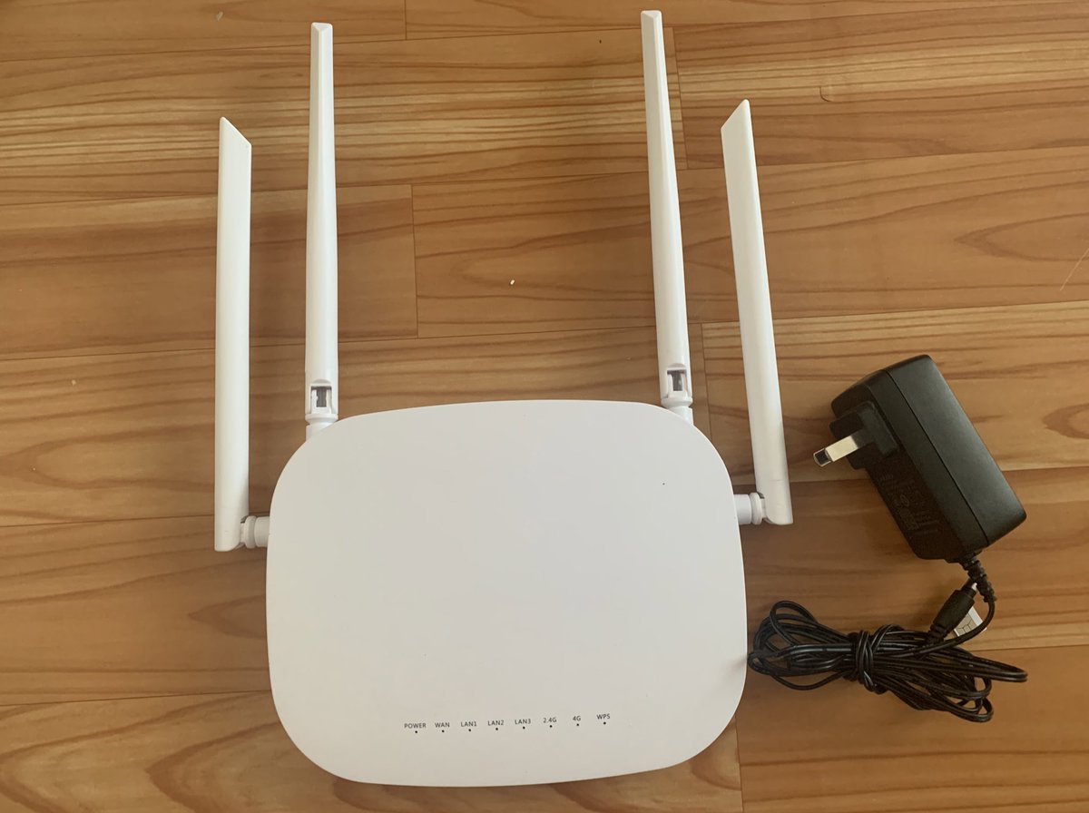 se_senow's tweet photo. 💌 ส่งต่อ Router Wifi (แบบใส่ซิม)
♡เหมาะกับเด็กหอ ซื้อซิมมาใส่
♡ ราคา 800 ส่งฟรี (พร้อมโอน 770)
♡ ใช้ยังไม่ถึงเดือน พอดีจะกลับบ้านเลยขาย
♡ ไม่มีกล่อง (มีคู่มือให้)
#routerwifi #เร้าเตอร์ไวฟาย #tplink #wireless #routerwireless #ส่งต่อส่งต่อของมือสอง https://t.co/4fKjm9x1oq