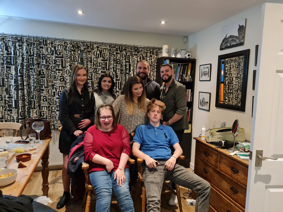 RollingMegan's tweet photo. After a relatively tough week last week, I’m giving myself some #MondayMotivation by remembering the good things in my life.  Mainly #family and #projectrenovation https://t.co/iwmklrSpQW