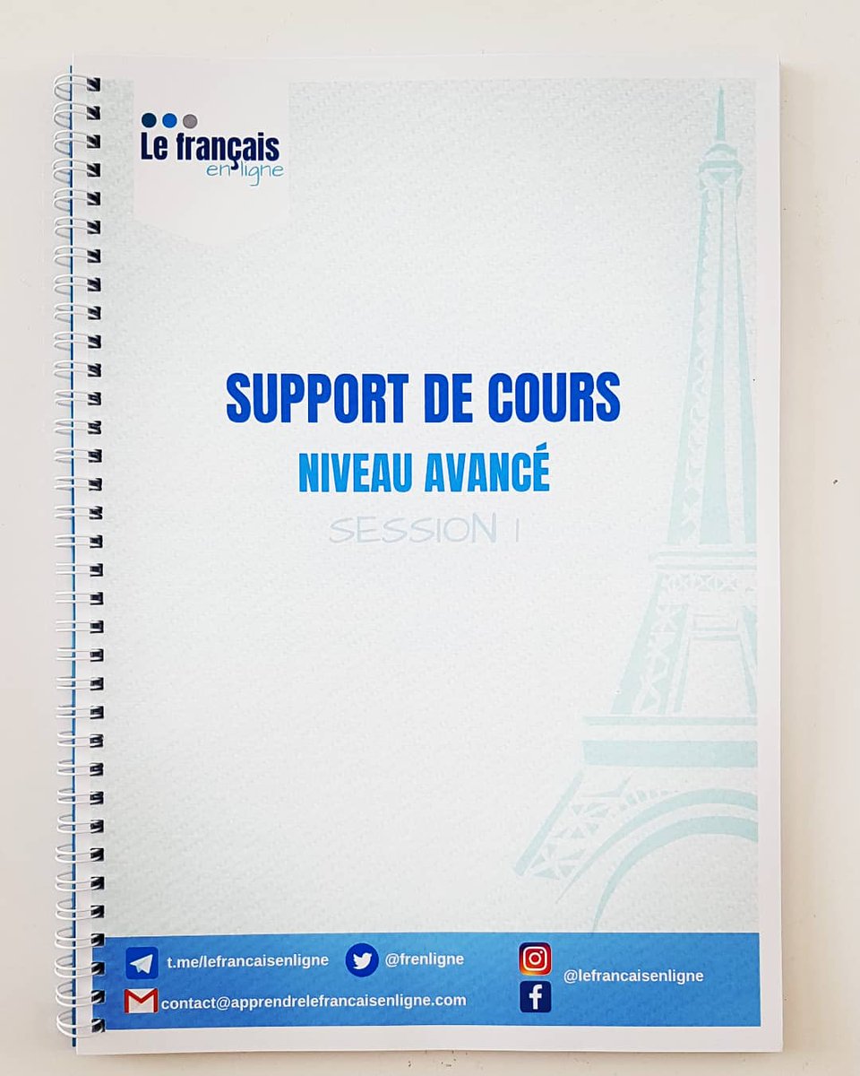 frENligne's tweet photo. 📌 🇨🇵 Quelques photos de nos supports de formation 

⬅️ بعض صور للكتب المعتمدة في الدورات من إنشاءنا الخاص⚘ https://t.co/kl9e4ZorJR