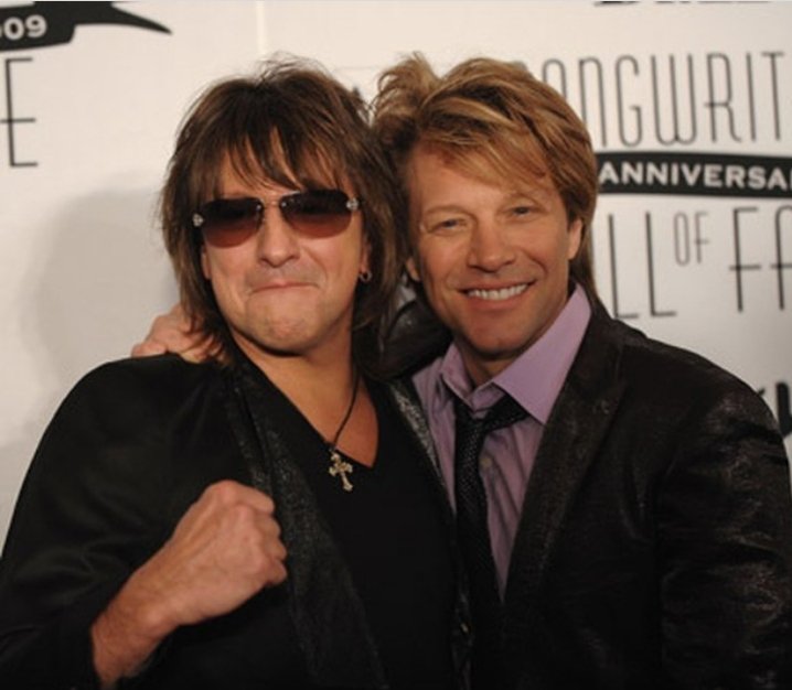 SamboraItalia's tweet photo. We wish Jon @jonbonjovi a good recovery and good health A big hug from Italy. ❤
#RichieSamboraItalia
#JonBonJovi
#richiesambora #BonJovi #goodrecovery https://t.co/sVP7fXMUBY